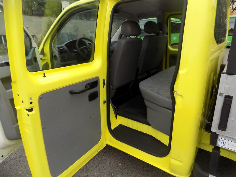 Volkswagen Transporter (2007) 2,5 96KW 7MÍST SKLÁPĚČ  - fotka 21 z 53