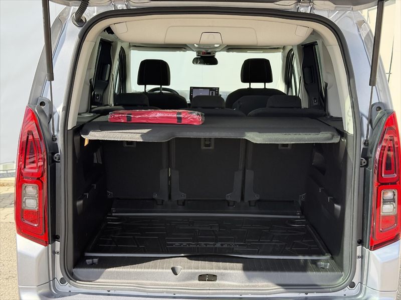 Toyota ProAce City Verso 1,5 Short VIP - fotka 23 z 23