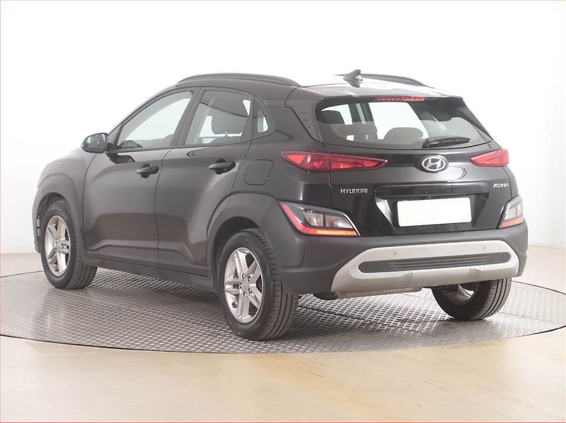 Hyundai Kona (2022) Comfort 1.0 T-GDI, Serv.kniha - fotka 4 z 17