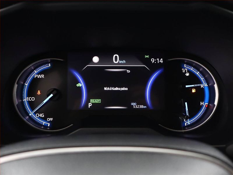Toyota RAV4 (2022) 2.5 Hybrid - fotka 9 z 21
