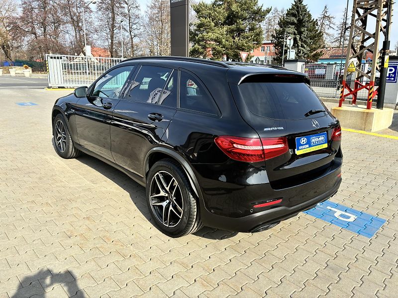 Mercedes-Benz GLC 43-AMG3.0-V6 270kW REZERVACE - fotka 5 z 36