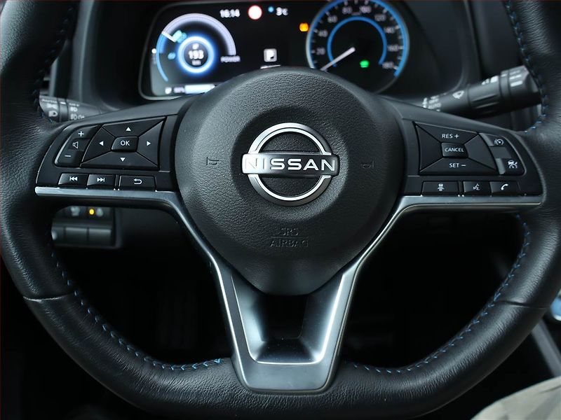 Nissan Leaf (2022) 40 kWh, SoH 90%, Automat - fotka 17 z 20