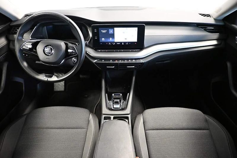 Škoda Octavia (2023) 2.0 DSG LED VIRTUAL TDI - fotka 12 z 32