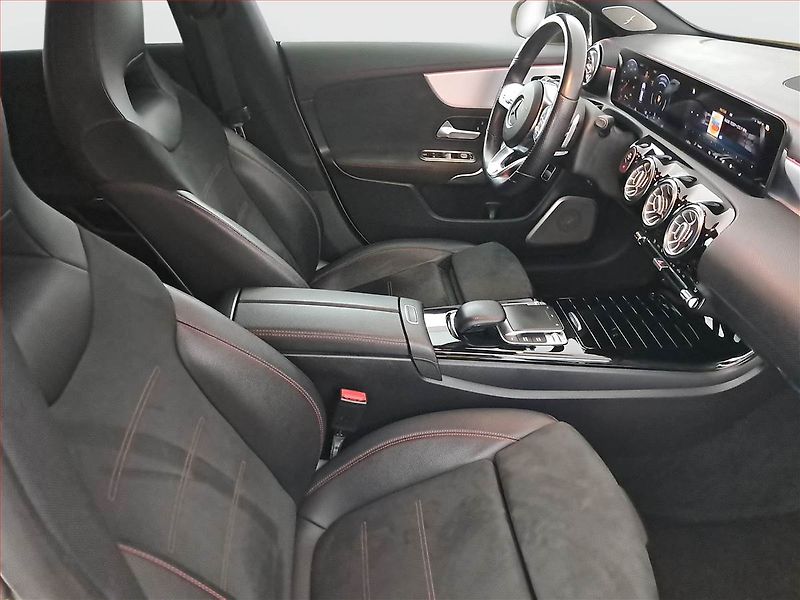 Mercedes-Benz CLA (2020) 200 d 4MATIC - fotka 9 z 16