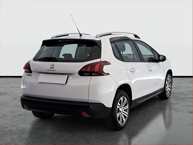 Peugeot 2008 (2018) 1.2 PureTech, Xenony, Tempomat - fotka 5 z 16