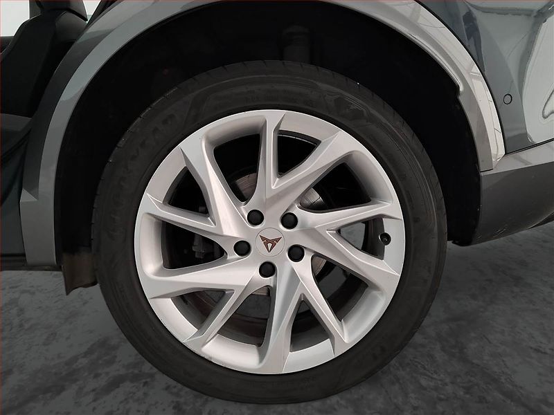 Cupra Formentor (2024) 2.0 TSI 4Drive - fotka 15 z 21