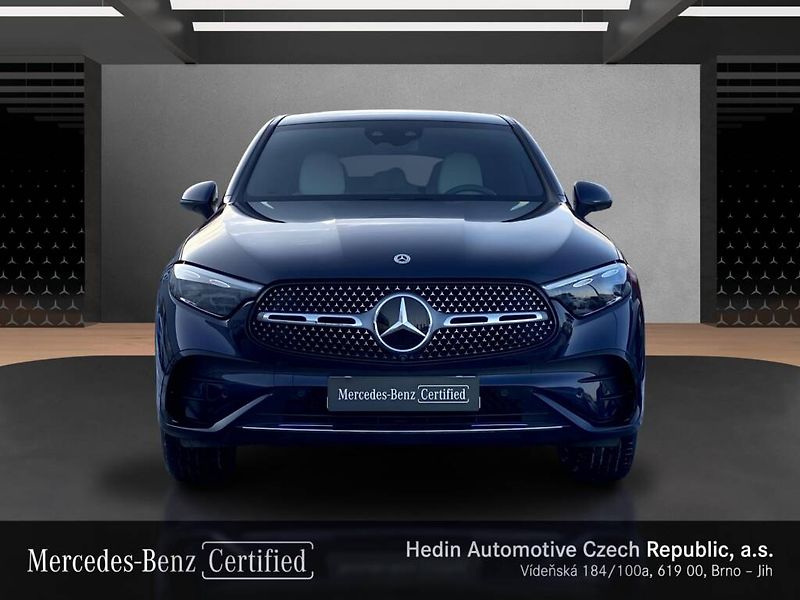 Mercedes-Benz GLC (2024) 300 de 4MATIC kupé - fotka 8 z 29
