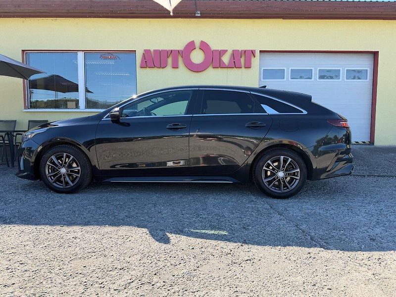Kia Ceed (2019) 1.4T-GDI/GT-LINE/1MAJ/ČR/DPH - fotka 6 z 36