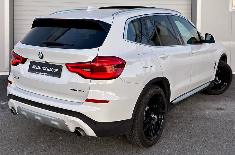 BMW X3 (2020) G01 SDRIVE 30i 2.0 TURBO 2020 - fotka 4 z 39