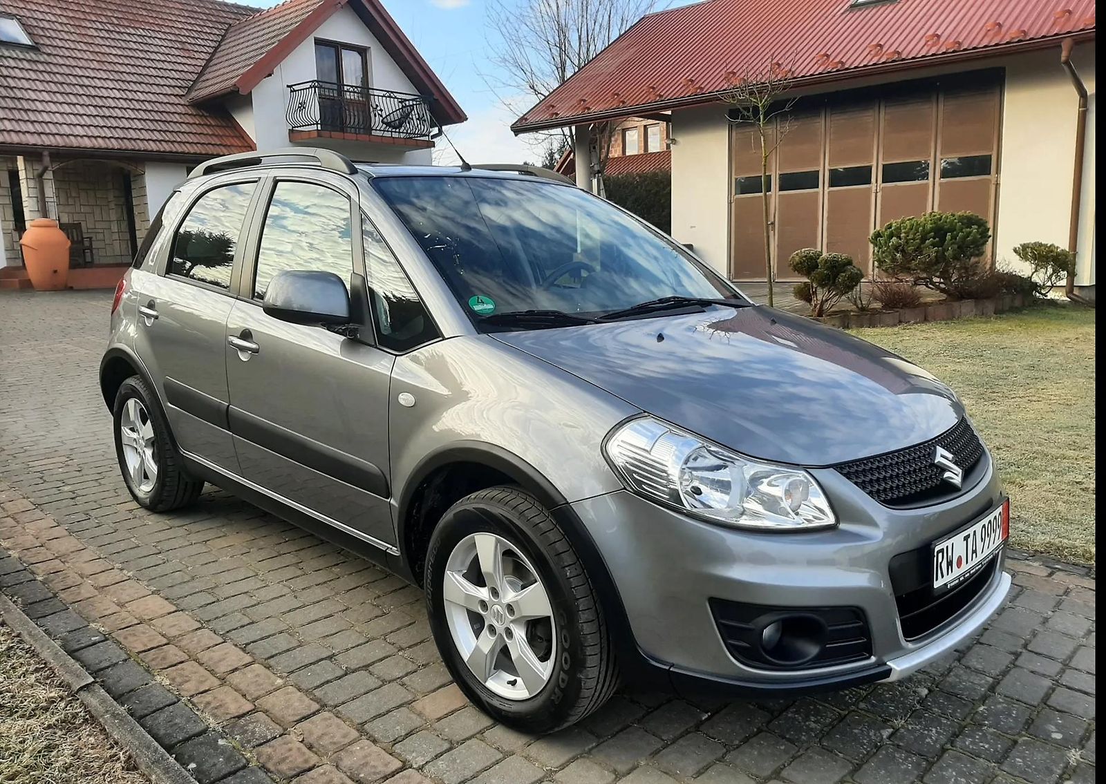 Suzuki SX4 Suzuki SX4, 1,6 4x4 r.v. 2010 