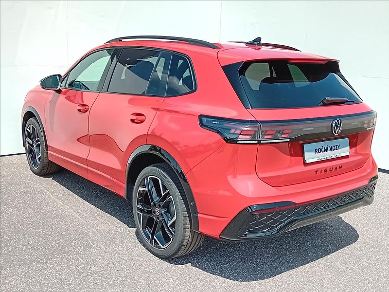 Volkswagen Tiguan 2,0 TDi 142kW 7DSG 4Motion R-L - fotka 9 z 39