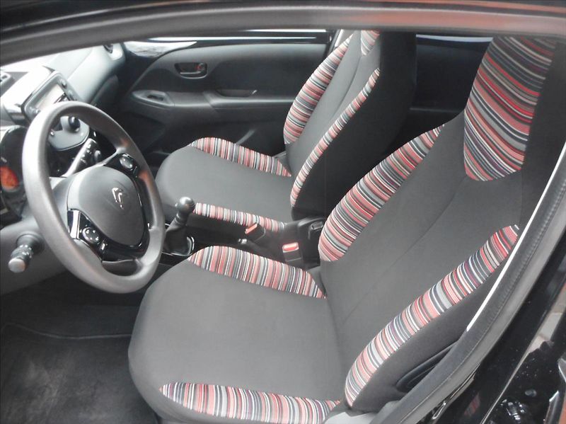 Citroën C1 1,0 VTi - fotka 17 z 23
