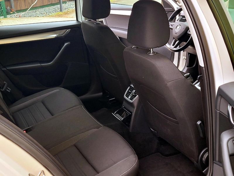 Škoda Octavia 1,6TDi SERV.KNÍŽKA,CEBIA 4x4 - fotka 22 z 46
