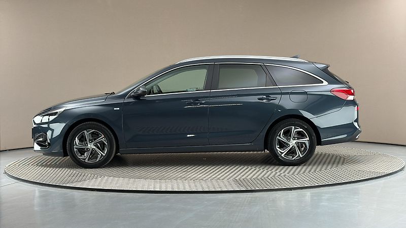 Hyundai i30 1.5 T-GDI Smart Kombi - fotka 4 z 25
