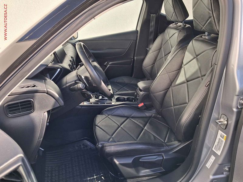 DS Automobiles DS3 Crossback (2022) 1.2 PT, ČR, AT, LED, navi - fotka 9 z 16