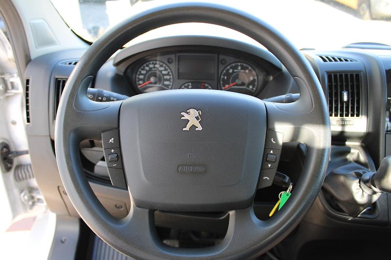 Peugeot Boxer 2,2 HDI sklápěč + klima - fotka 17 z 26