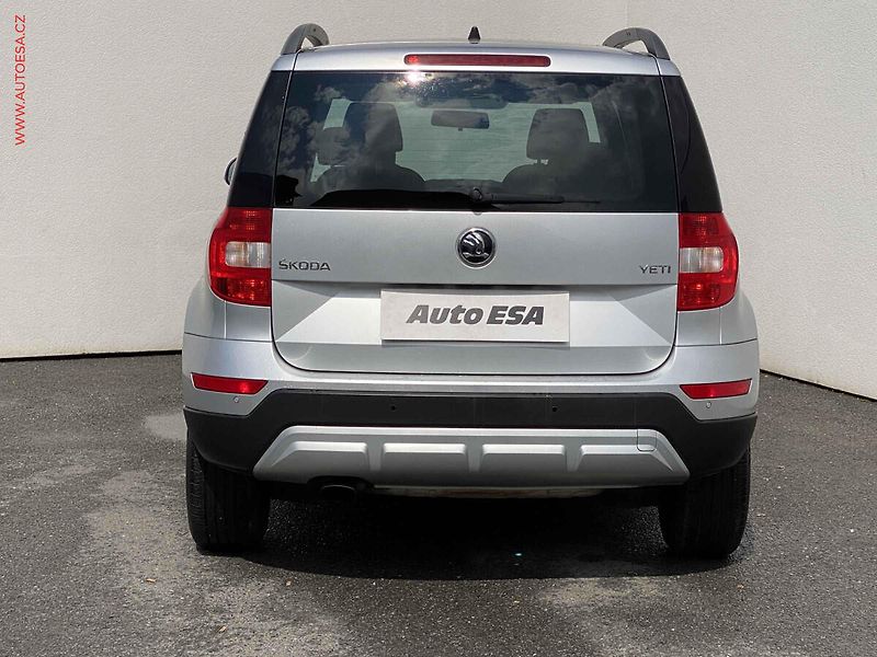 Škoda Yeti (2015) 1.2 TSi, Active, +kola - fotka 5 z 17