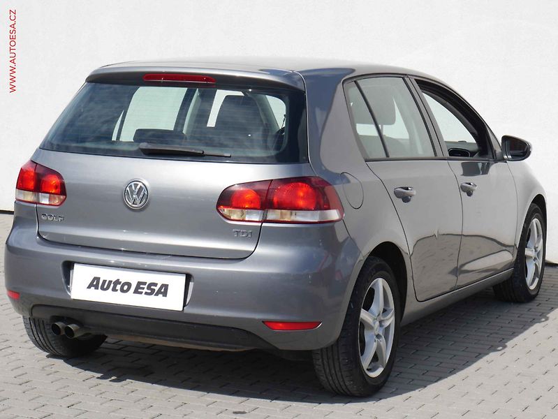 Volkswagen Golf (2009) 2.0TDi, AAC, tempo - fotka 4 z 19