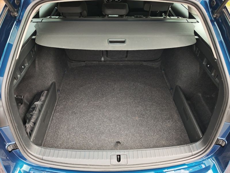 Škoda Octavia 2,0 TDI Style - fotka 6 z 11
