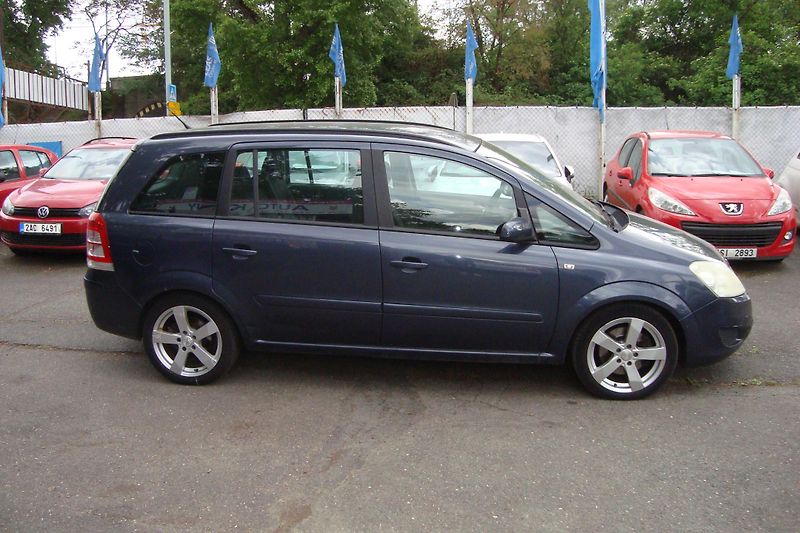 Opel Zafira (2008) 1.9 CDTi,7-M,2.Maj.S.Kn.STK 28 - fotka 8 z 50
