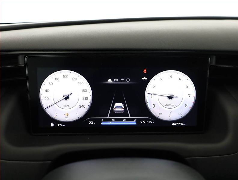 Hyundai Tucson (2022) N-Line 1.6 T-GDI - fotka 9 z 20