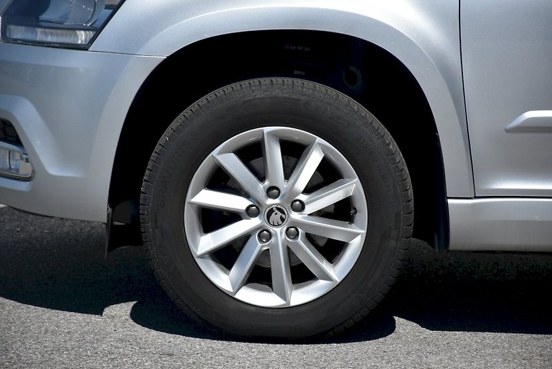 Škoda Yeti (2016) Ambition Plus 1.2 TSI 81kW - fotka 30 z 32