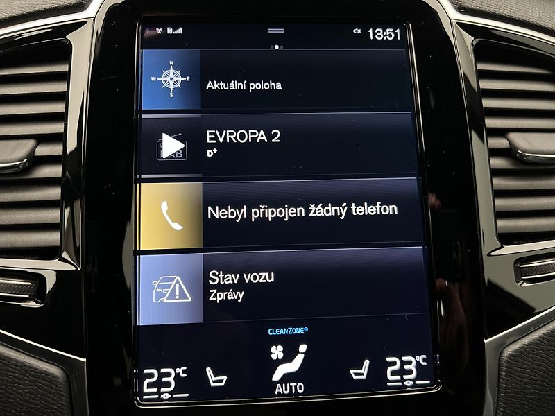 Volvo XC90 B5 AWD MOMENTUM PRO 7 MÍST - fotka 26 z 44