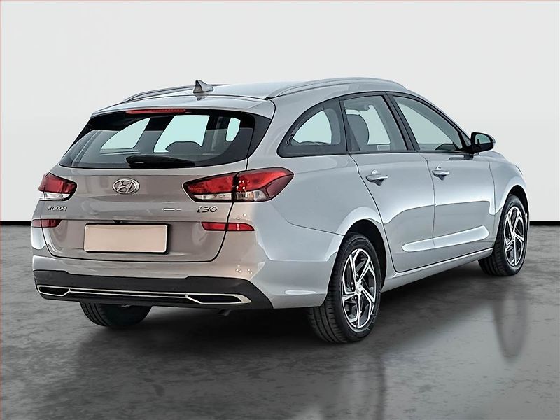 Hyundai i30 (2021) 1.5 DPI, Tempomat - fotka 5 z 20