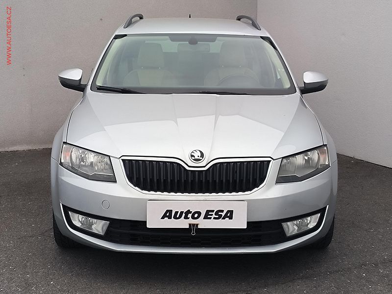 Škoda Octavia (2015) 2.0 TDi, Style, DSG - fotka 2 z 22
