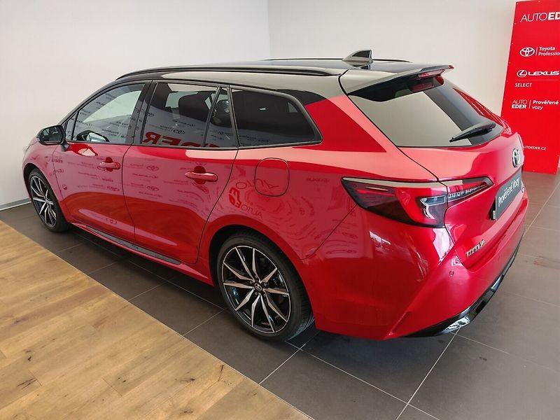 Toyota Corolla Touring sports, 1.8 Hybrid GR - fotka 6 z 36
