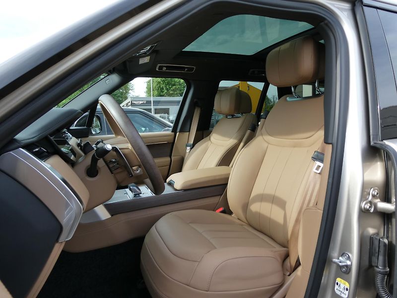 Land Rover Range Rover (2026) 3,0 Autobiography P460e - fotka 9 z 44