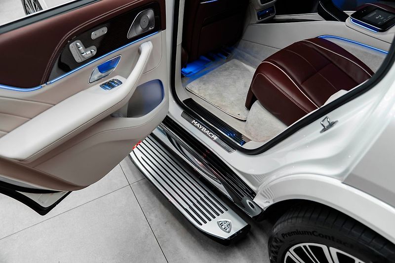 Mercedes-Benz GLS Maybach - fotka 30 z 34