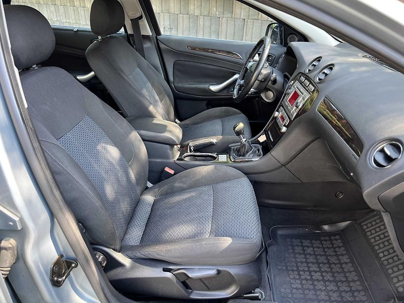 Ford Mondeo 2.0 TDCi 96 kW PRAV. SERVIS - fotka 6 z 16