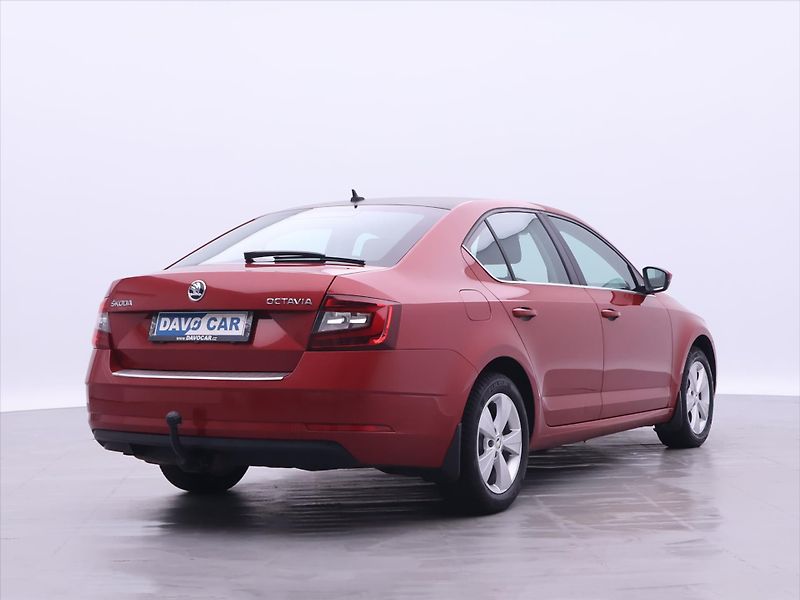 Škoda Octavia 1,8 TSI 132kW DSG Style LED - fotka 7 z 37