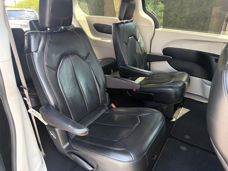 Chrysler Pacifica (2020)  3,6 Pentastar RU L Kůže 2020 - fotka 9 z 20