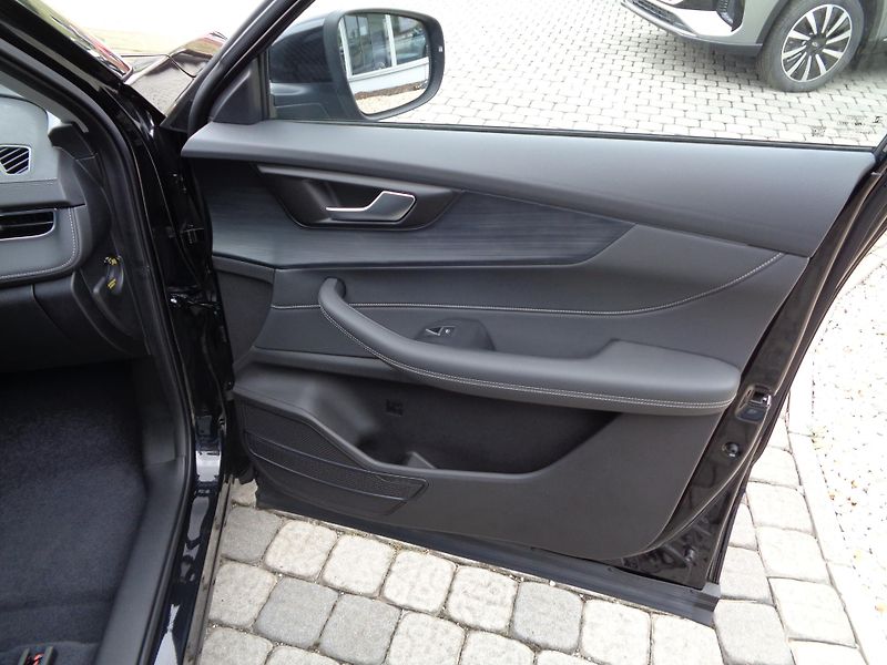 Chery Tiggo 4 HEV (2026) 1,5 HEV Comfort Limit nabídka! - fotka 21 z 24