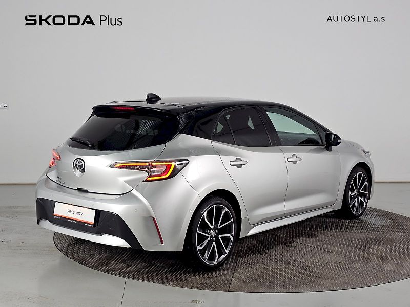 Toyota Corolla (2019) Hatchback 1.2TURBO 116k GR-SPO - fotka 2 z 29