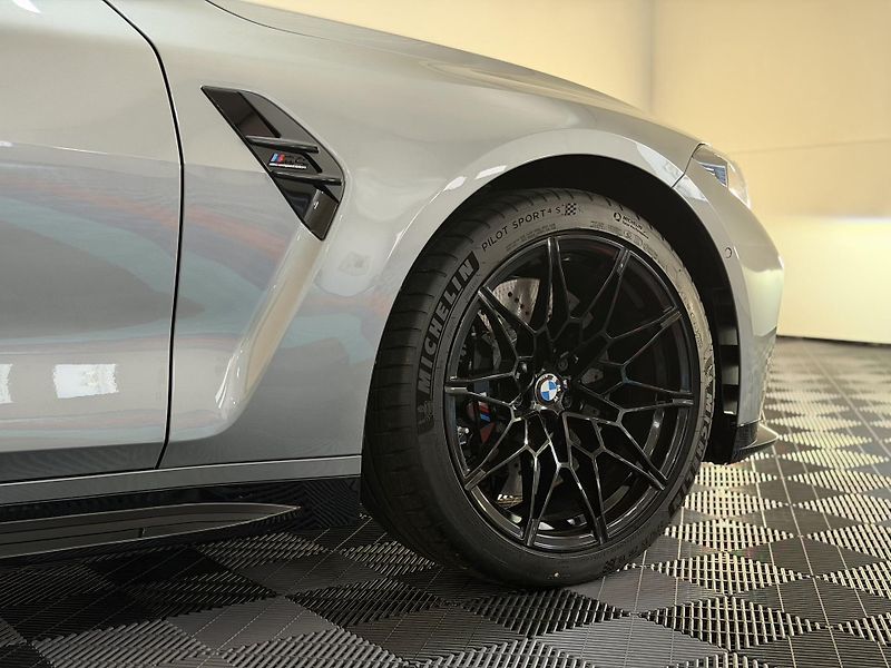 BMW M4 Competition xDrive FCL Indiv. - fotka 48 z 48