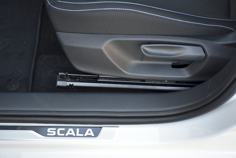 Škoda Scala (2026) Monte Carlo 1,0 TSI 85 kW 6° m - fotka 10 z 40