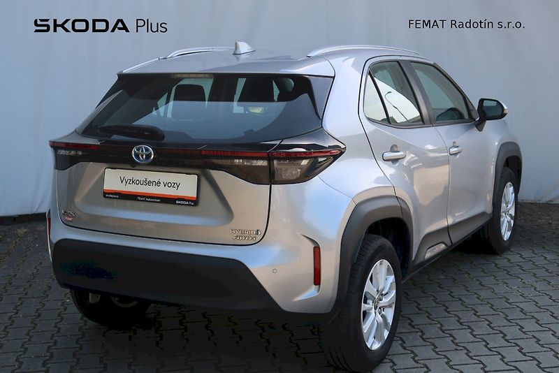 Toyota Yaris Cross (2022) Comfort Tech 1,5 Hybrid 4x4 e- - fotka 20 z 30