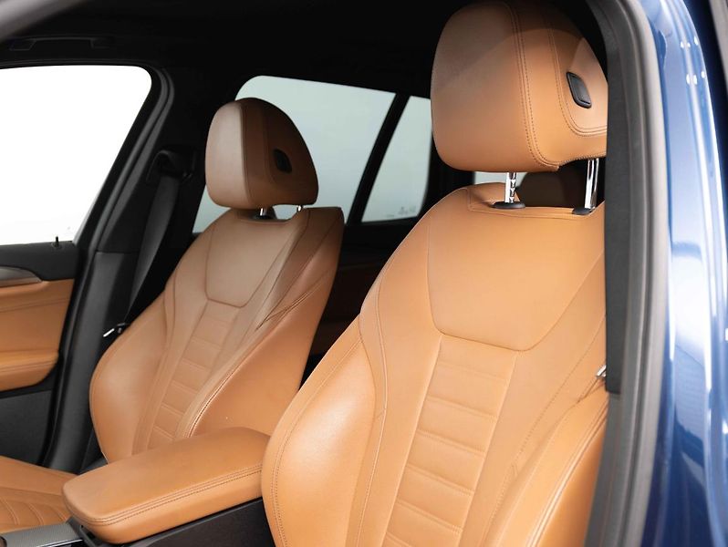 BMW X3 xDrive30d - fotka 19 z 22