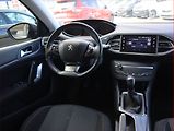 Peugeot 308 (2017) 1.2 PureTech, Serv.kniha, Navi - náhled 7