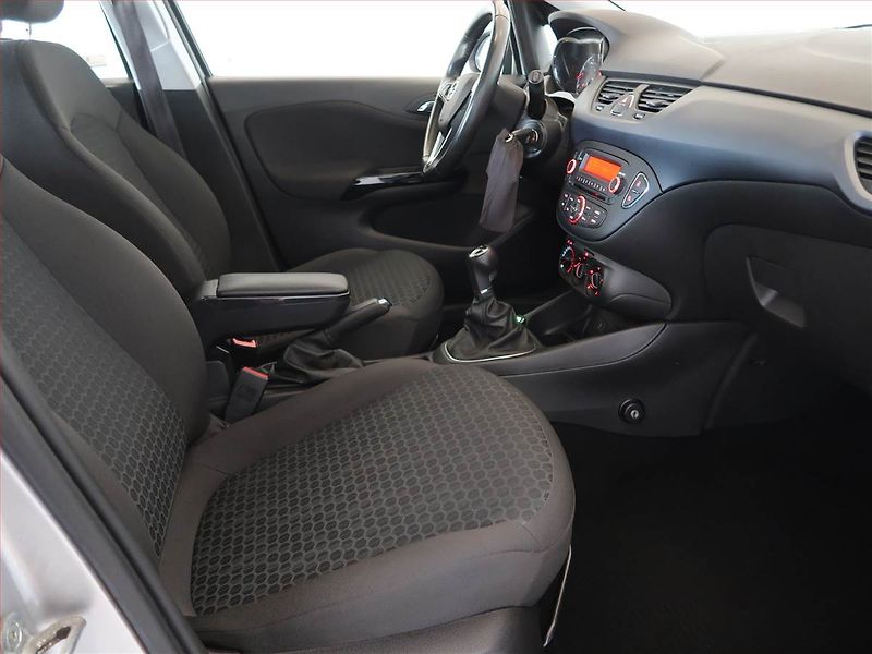Opel Corsa (2019) 1.2, LPG, Tempomat - fotka 9 z 14