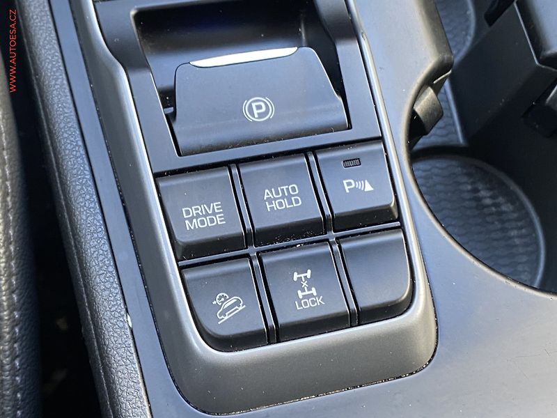 Hyundai Tucson (2016) 1.6 T-GDi 4WD, Premium, AT - fotka 15 z 21