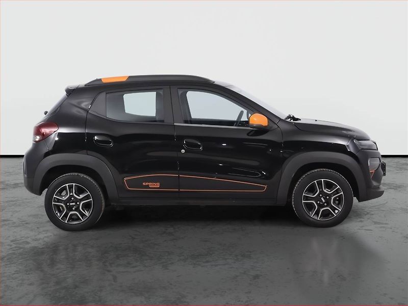 Dacia Spring (2023) Electric 45 (27 kWh), SoH 93% - fotka 6 z 15