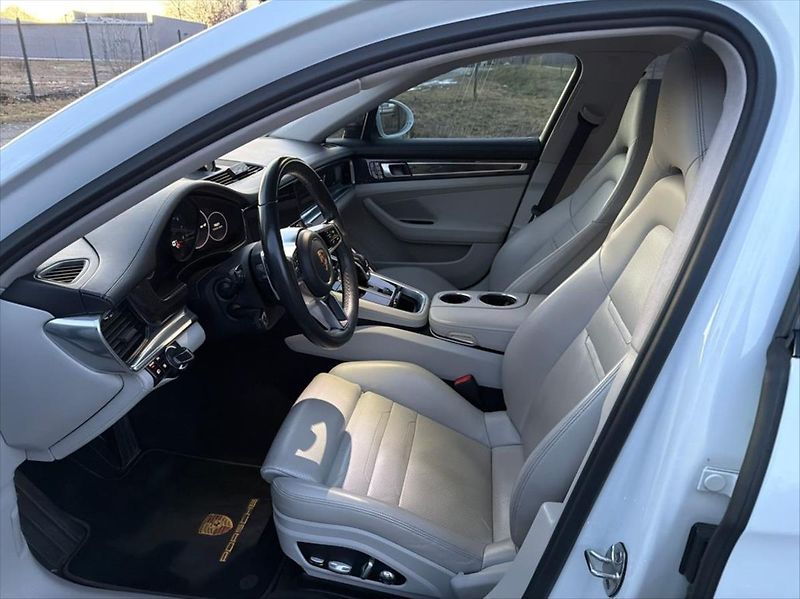 Porsche Panamera 2,9 4 ČR DPH VÝBAVA - fotka 9 z 27
