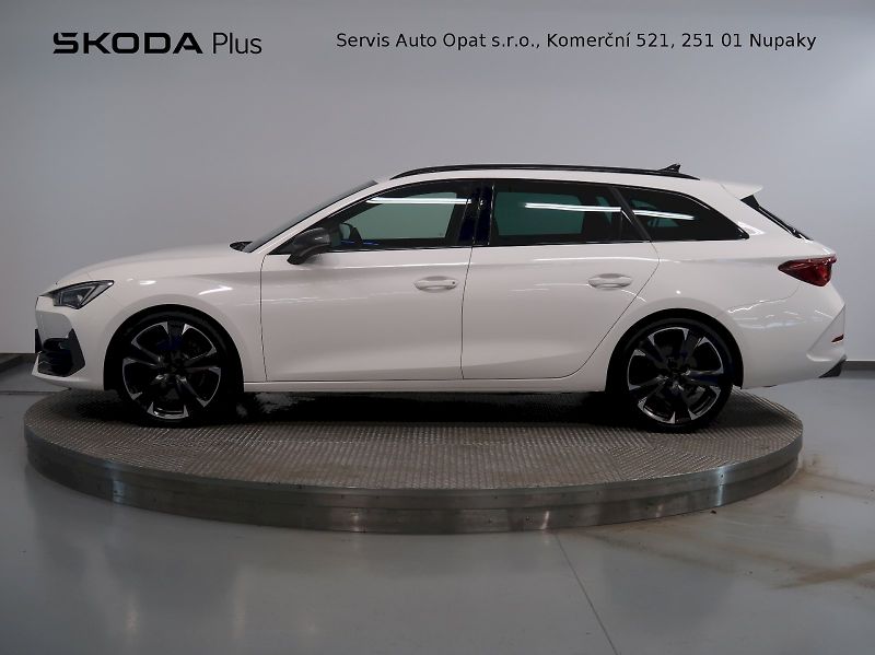 Cupra Leon (2024) VZ 2.0TSI 228KW 4x4 - fotka 3 z 42
