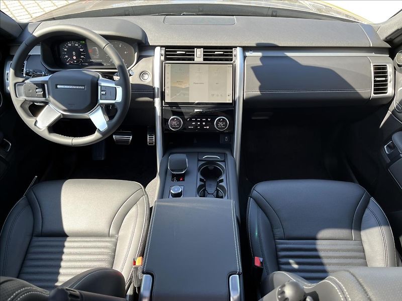 Land Rover Discovery (2026) 3,0 D250 DYNAMIC SE AWD - fotka 15 z 41