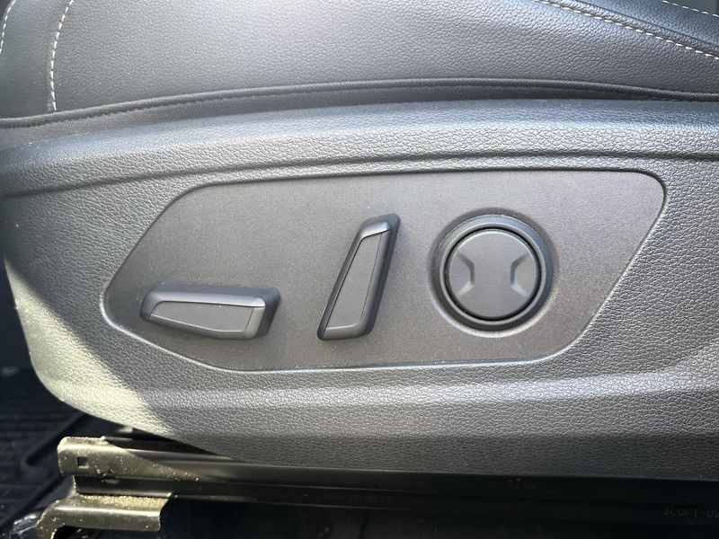 Kia Sportage 1.6 T-GDI 110kW DCT TOP - fotka 15 z 22