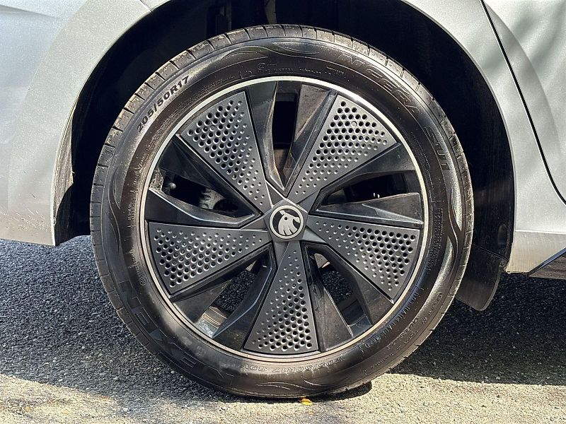Škoda Scala (2025) 1.5 TSI Monte Carlo - fotka 27 z 30